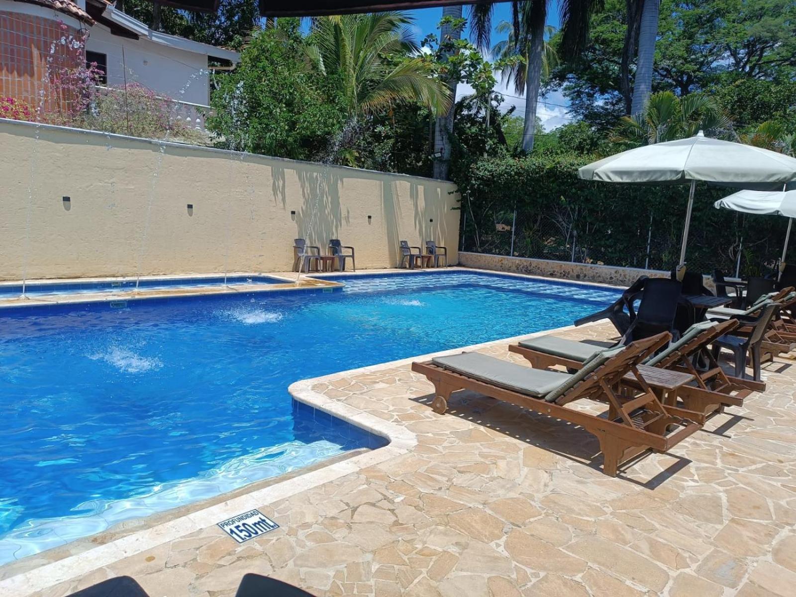 Hotel Y Restaurante Bienmesabe Santa Fe de Antioquia Ngoại thất bức ảnh