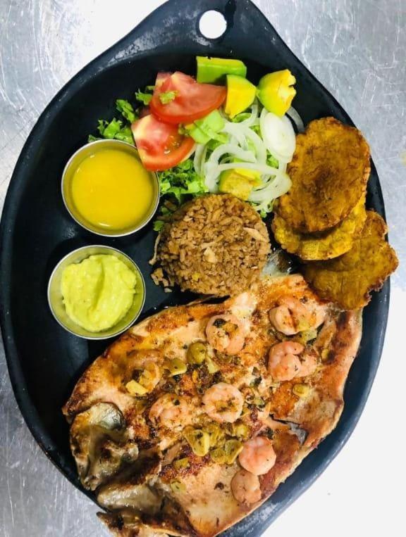 Hotel Y Restaurante Bienmesabe Santa Fe de Antioquia Ngoại thất bức ảnh