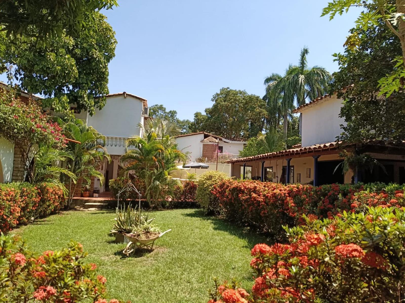 Hotel Y Restaurante Bienmesabe Santa Fe de Antioquia Ngoại thất bức ảnh