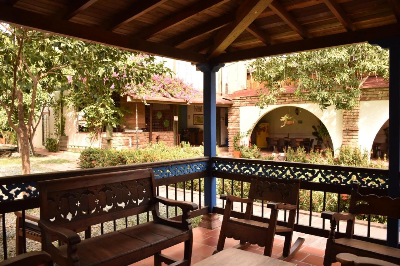 Hotel Y Restaurante Bienmesabe Santa Fe de Antioquia Ngoại thất bức ảnh