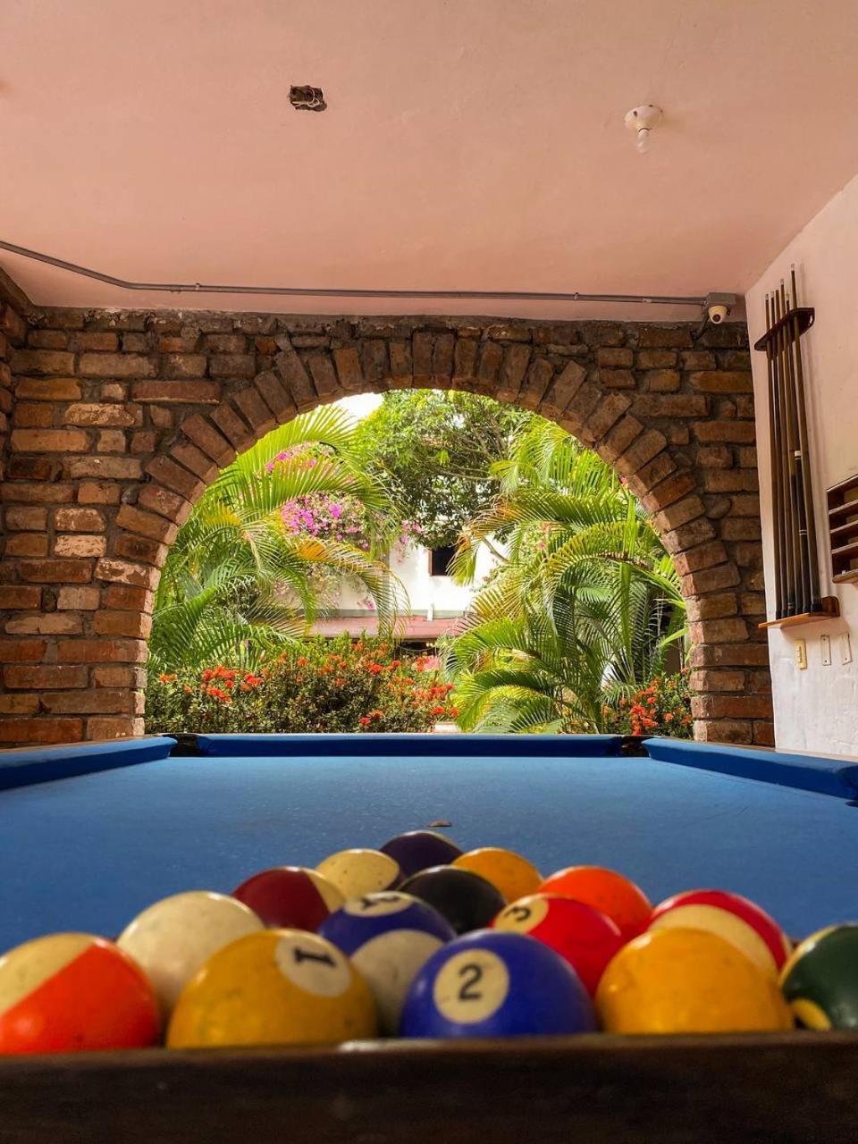 Hotel Y Restaurante Bienmesabe Santa Fe de Antioquia Ngoại thất bức ảnh