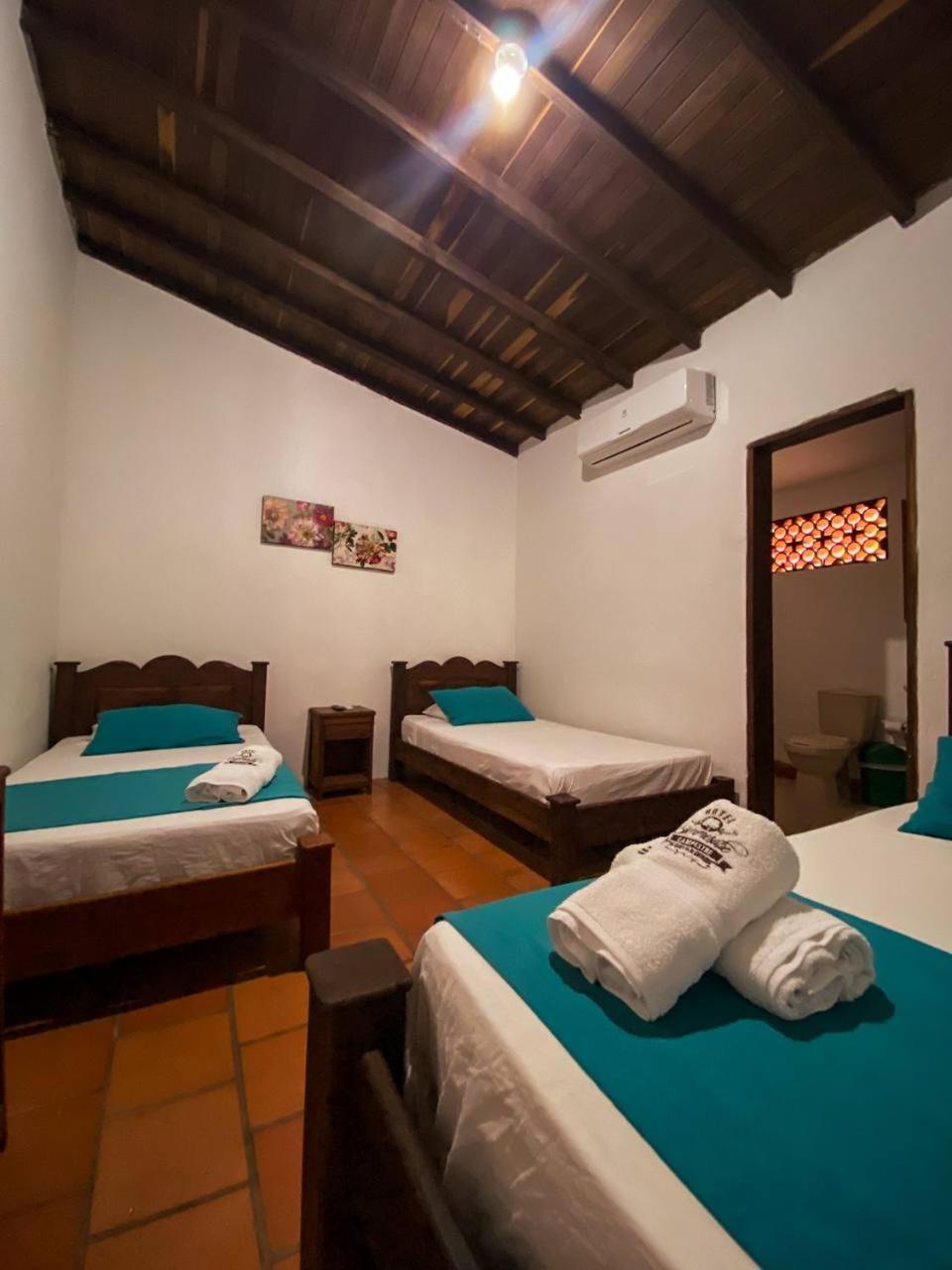 Hotel Y Restaurante Bienmesabe Santa Fe de Antioquia Ngoại thất bức ảnh
